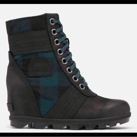 NWT SOREL Lexie Wedge Boot Sz 6 Blue Black Plaid - Picture 2 of 10